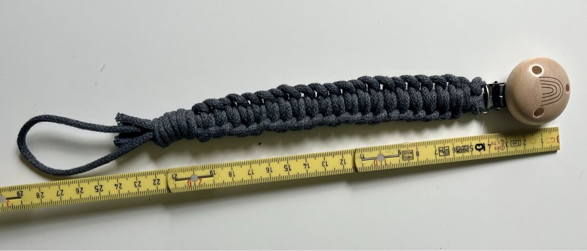 Succhiotti & catenelle porta ciuccio: Makramee Schnullerkette, Handmade, Grau, Neu – Nuovo (secondo la descrizione) da Sax venduto da _Kornblume_ 1