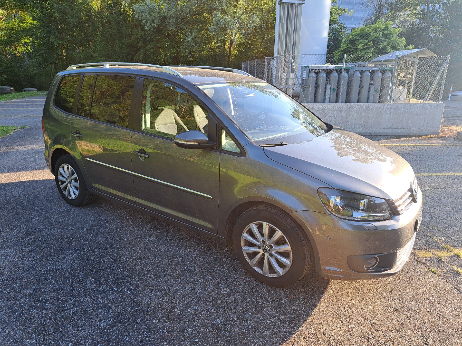 VW Autos: VW Touran 1.4 TSI – Gebraucht aus Sonceboz-Sombeval von nmoret 1