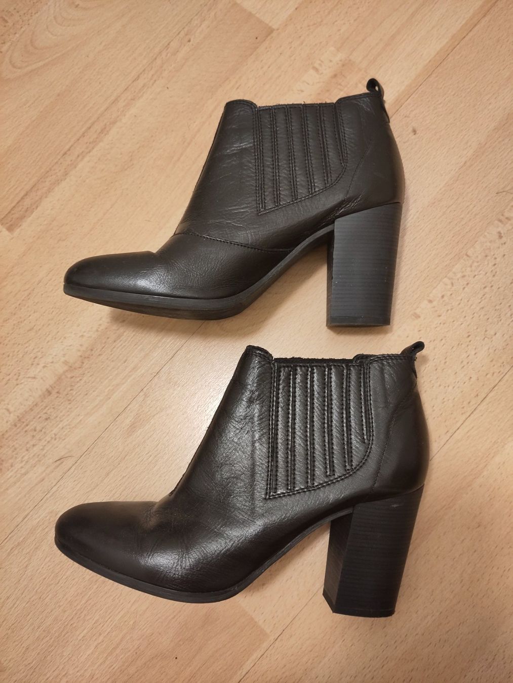 Scarpe da donna: Schwarze Stiefelette – Usato da Zürich venduto da Saf12