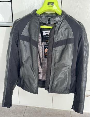 Damen Motorradjacke Richa schwarz Grösse 40 gebraucht