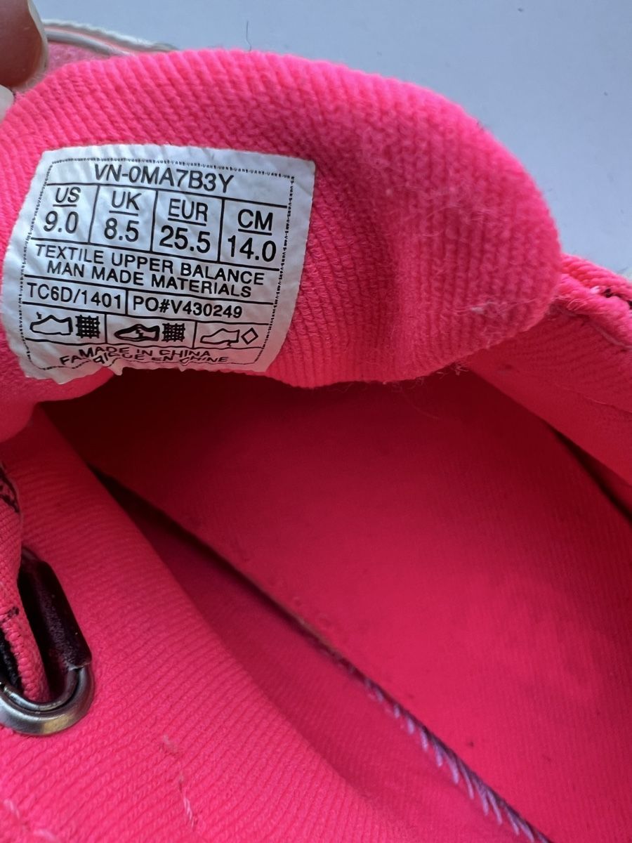 Vans Schuhe für Mädchen: Vans Sneaker Gr. 25.5 – Gebraucht aus Heiligkreuz (Mels) von fodo 2
