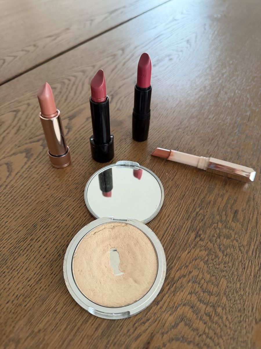 Anastasia Beverly Hills Make-up: Beauty Set: Lippenstifte, Highlighter – Usato da Wangen b. Olten venduto da esma010 1