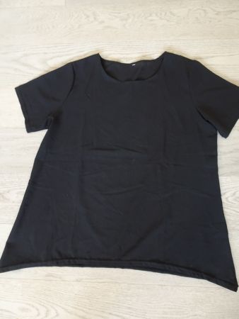 Top schwarz Gr. 44