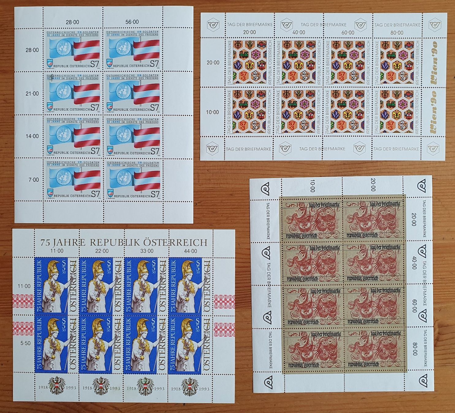 Tutti i francobolli: Österreich: 4 Postfrische Kleinbogen 1990 - 1993 – Nuovo (secondo la descrizione) da Dällikon venduto da Minita