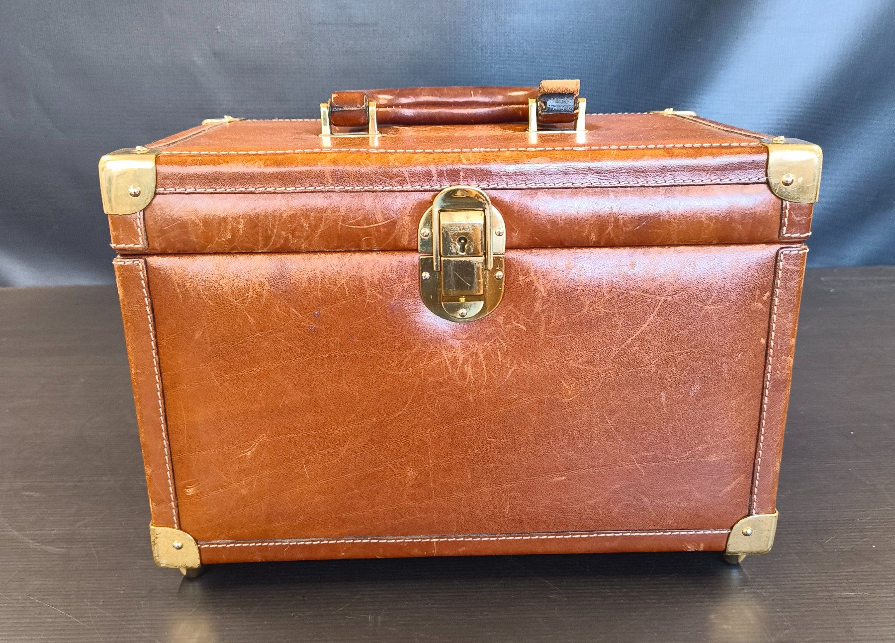 Bally Reisekoffer: Beautybox von Bally – Gebraucht aus Basel von bk_brockibasel
