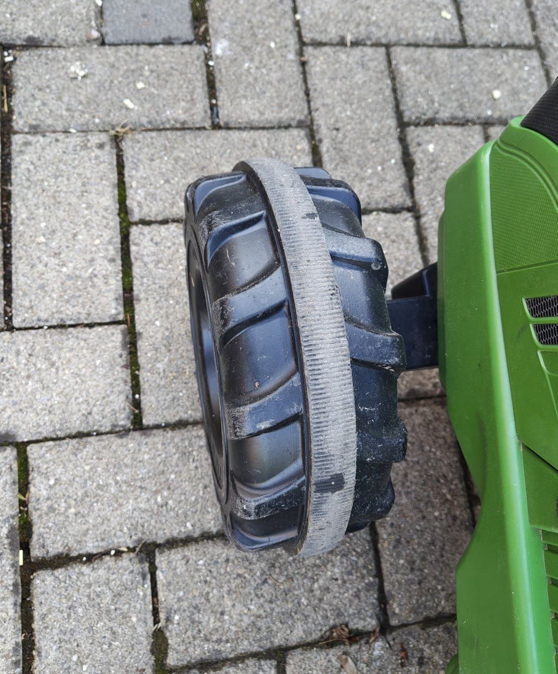 John Deere Fahrzeuge für Kinder: Tret traktor John Deere – Gebraucht aus Uerkheim von Justi.y 5