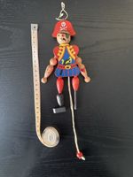 FAMO, Piraten Hampelmann , Vintage, Austria, Rot