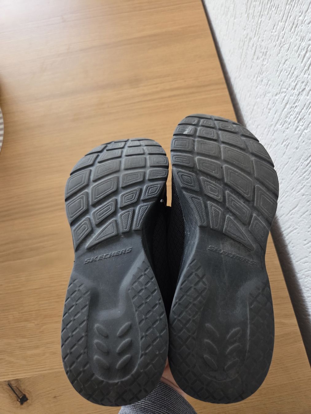 Skechers Scarpe da donna: Skechers Memory foam 38 – Usato da Oberuzwil venduto da Umlobo 2