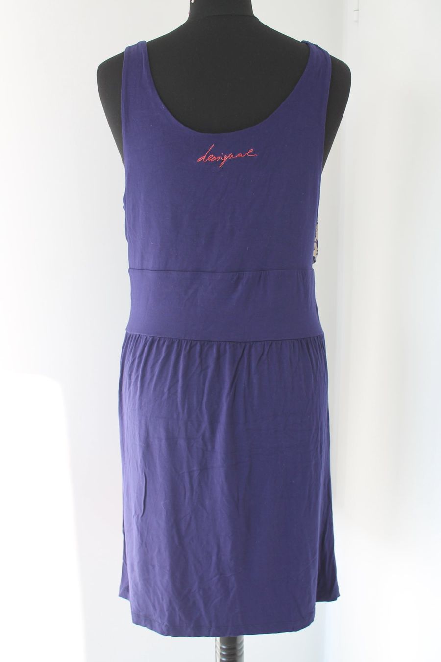 Desigual Kleider: Robe DESIGUAL taille XL – Gebraucht aus Chez-le-Bart von jasse 1