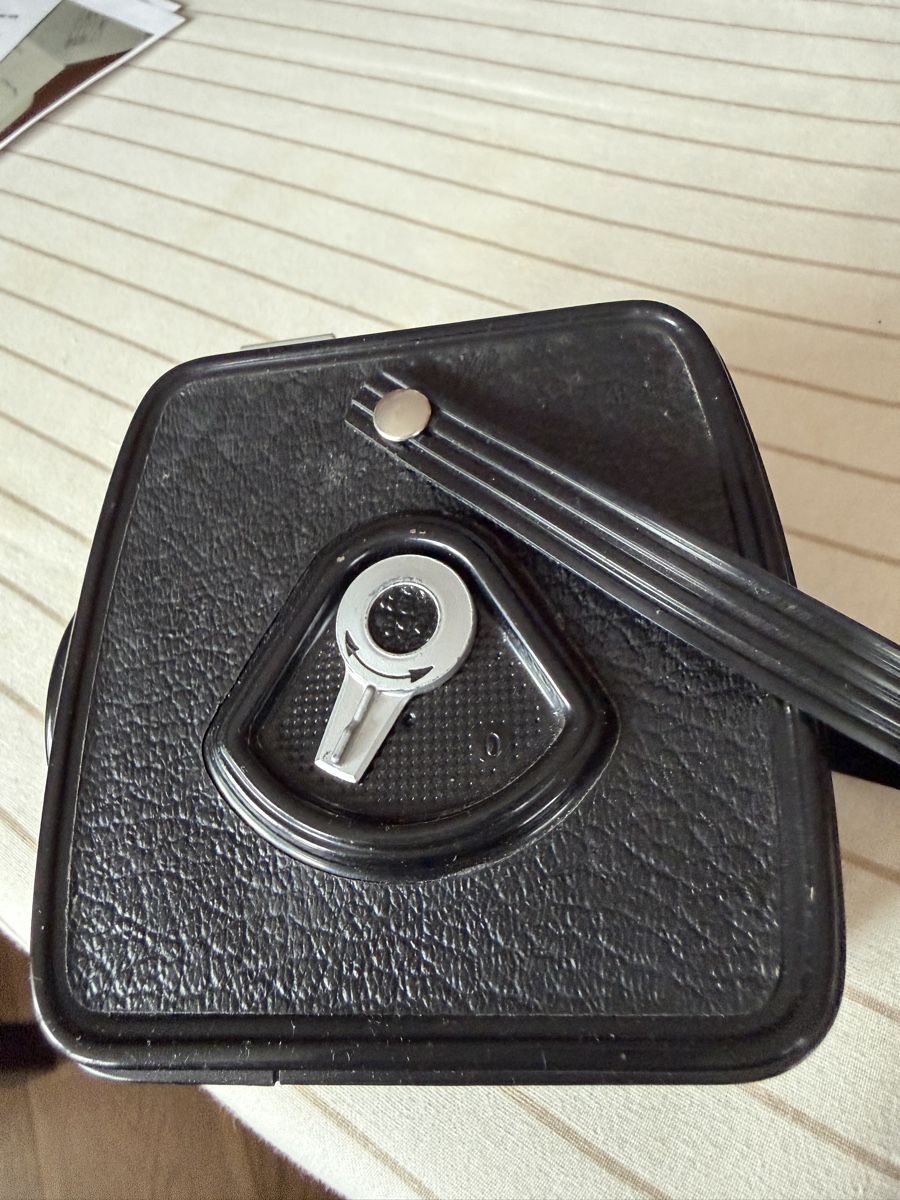 Fotocamera: GEVABOX 6x9 cm – Usato da Samedan venduto da Platzschaffe 6