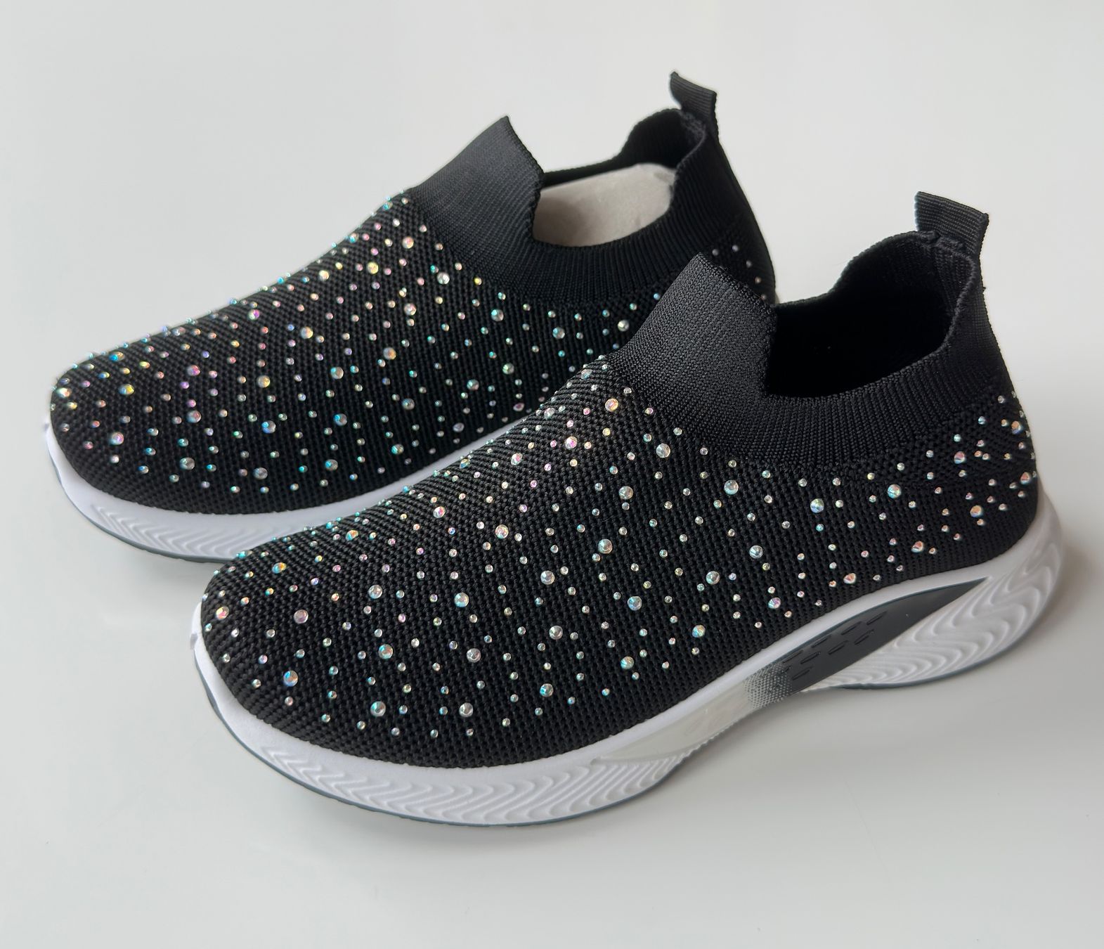 Dosenbach Scarpe per ragazze: NEU - Gr 32/33 Glitzer Slip On Sneaker – Usato da Rickenbach b. Wil venduto da sunneschii_ 4