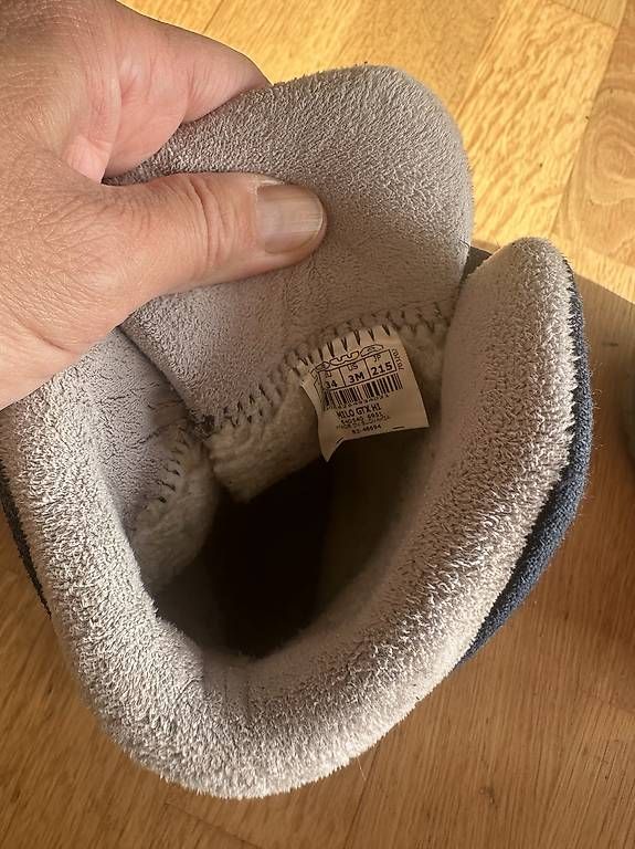 Scarpe per ragazzi: Winterschuhe Lowa Grösse 34 – Usato da Bannwil venduto da celine24 2