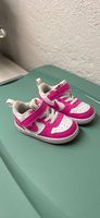 Nike Schuhe 22
