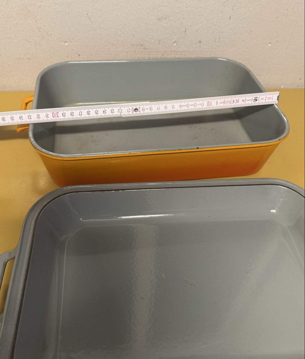 Casseroles: Bräter orange emailliert mit Deckel  – D'occasion à Schlieren par Freundlich02 6