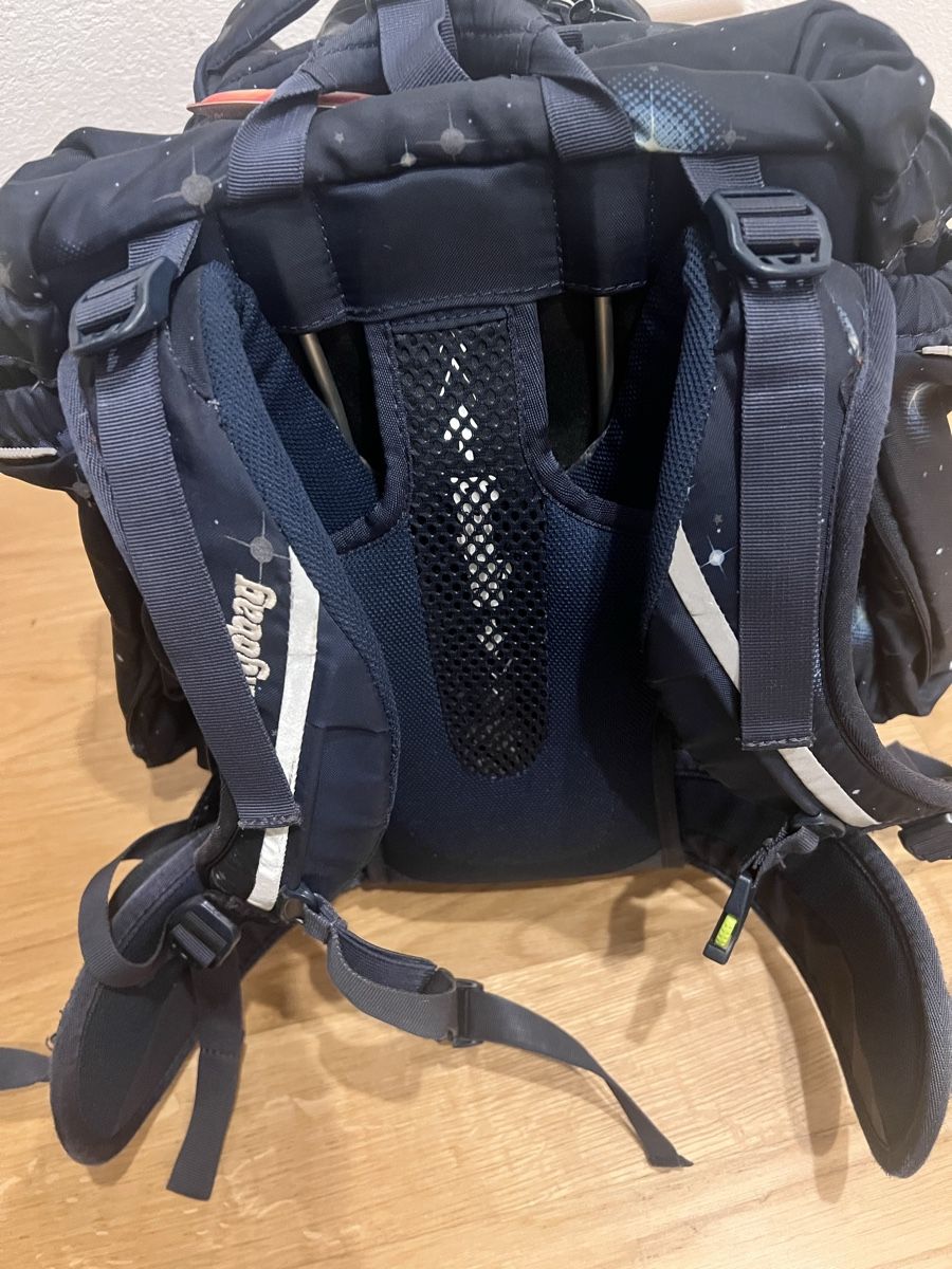 Ergobag Sacs & sacs à dos: Ergobag Kinderrucksack incl Turnsack Weltall – D'occasion à Reinach BL par hatzy 3