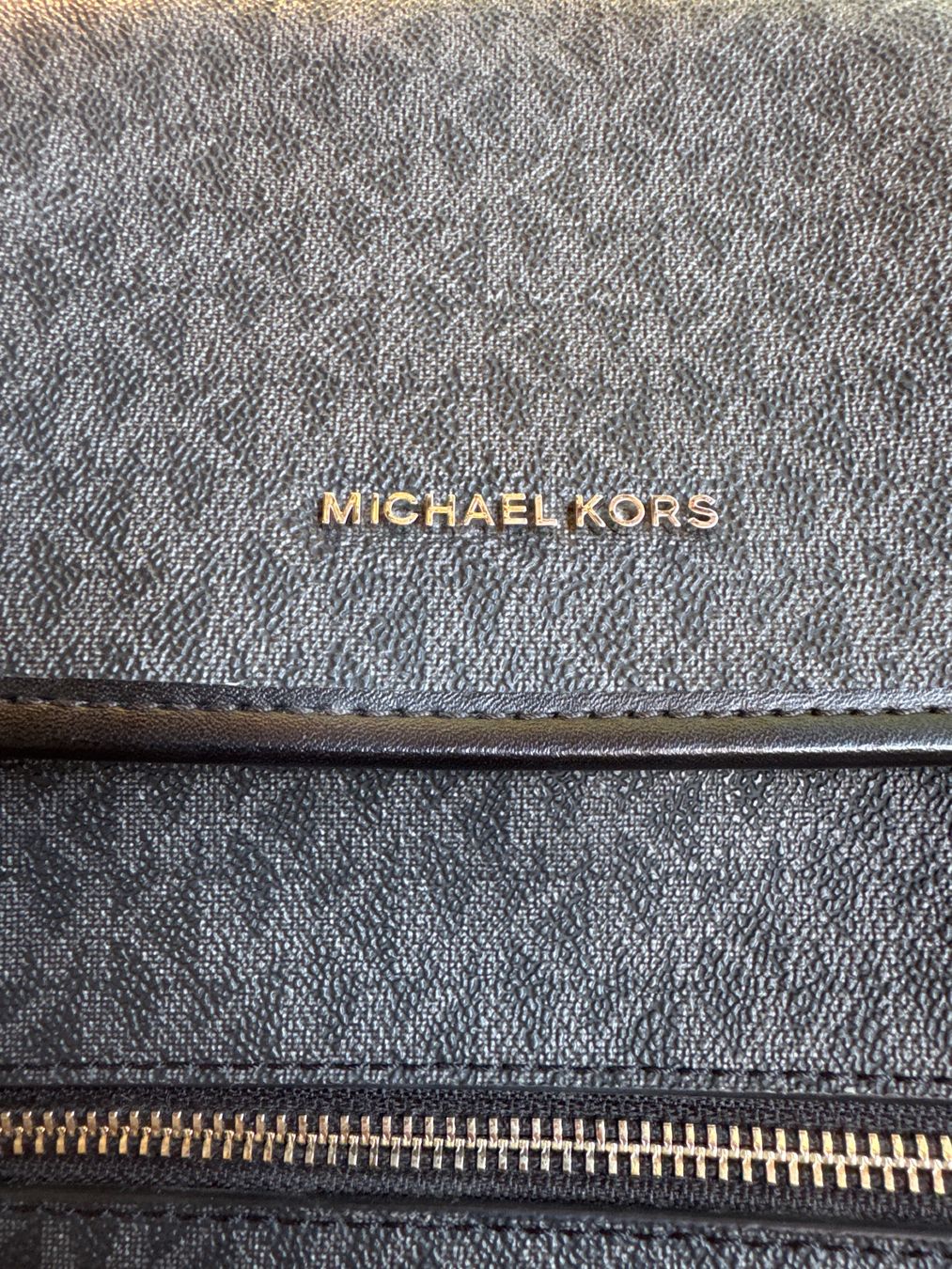 Michael Kors Zaini: Michael Kors Rucksack - Top Zustand! – Usato da Zürich venduto da ant_y7gd 7