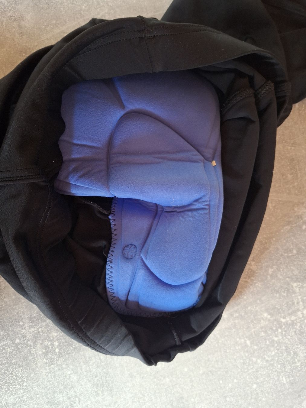 Craft Pantaloni: Long short de vélo marque Craft noir, taille 40 – Usato da Villiers venduto da san_jn5w 4