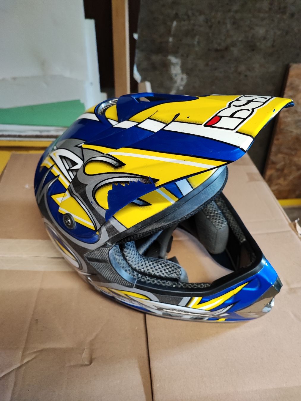 IXS Caschi & visiere: Motocross Helm – Usato da Benken SG venduto da Santoc1
