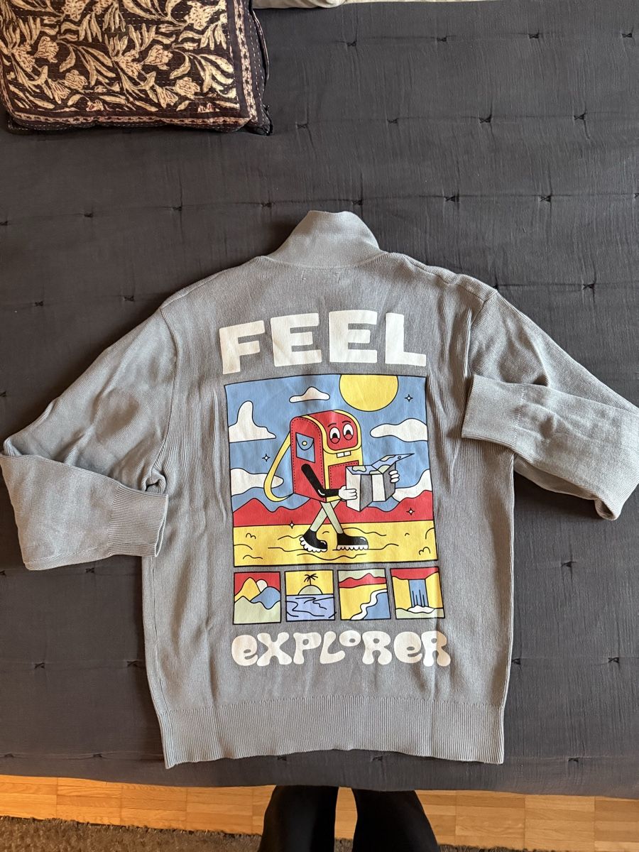 Zara Maglioni & Felpe: Zara grey collared sweater with colorful graphic design – Nuovo (secondo la descrizione) da Zürich venduto da sunnykickz