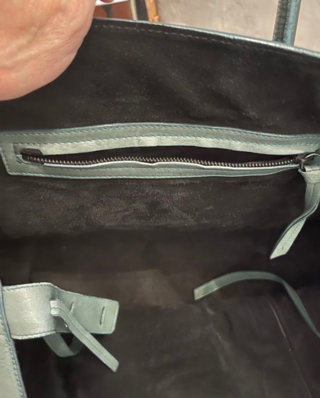Celine Sacs femmes: Céline Paris - Bag - Phantom Large Luggage, seltene Farbe – D'occasion à St. Gallen par Floomer 2
