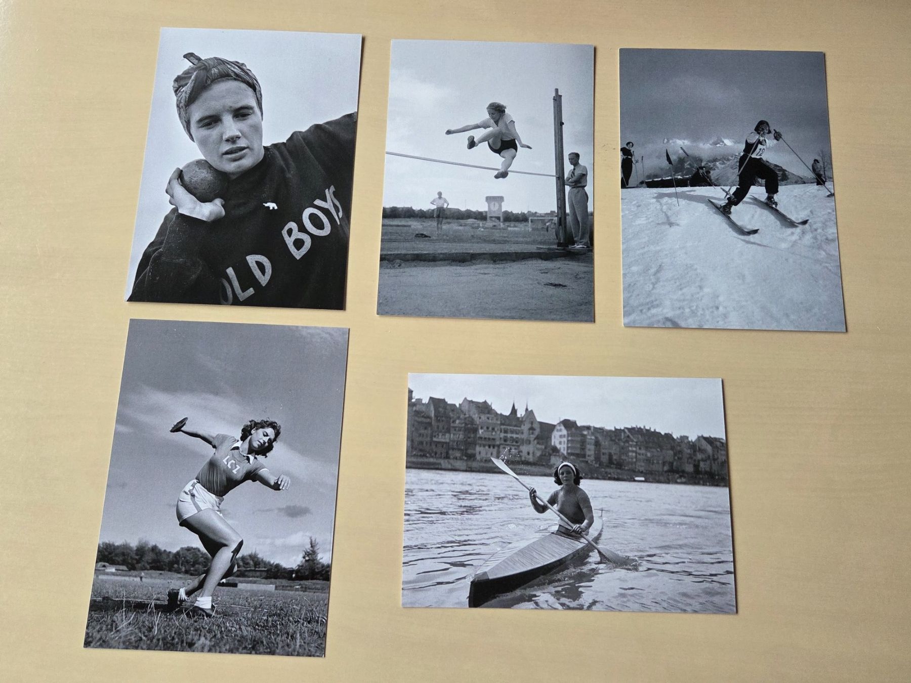 Cartoline postali: Frauensport, Ansichtskarten, Basler Rheinsporttage – Usato da Liestal venduto da ITOlio