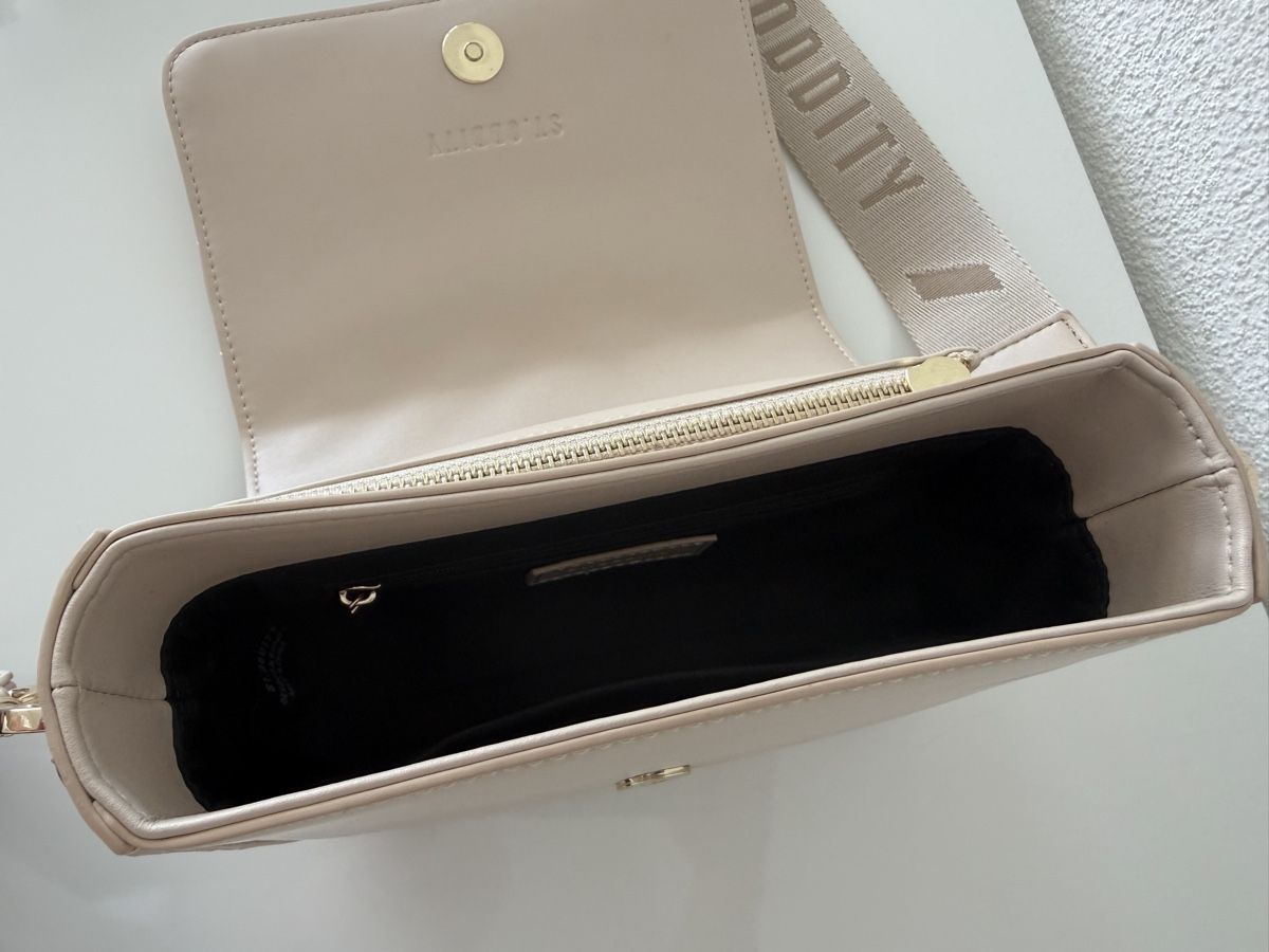 Borse da donna: St. Oddity Shoulder Bag – Usato da Brunnen venduto da keusch19 5