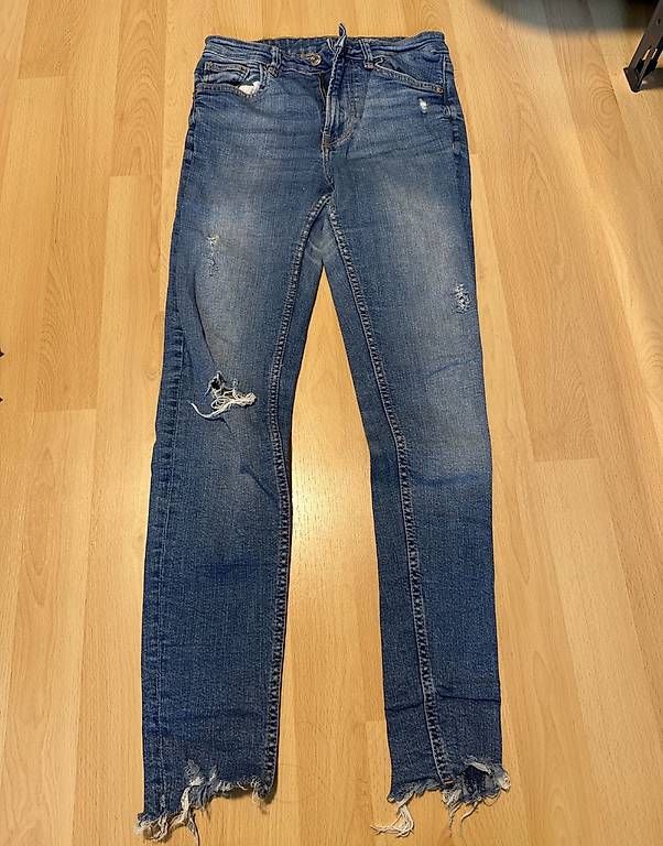Jeans: Skinny Jeans – Gebraucht aus Alchenflüh von selina077