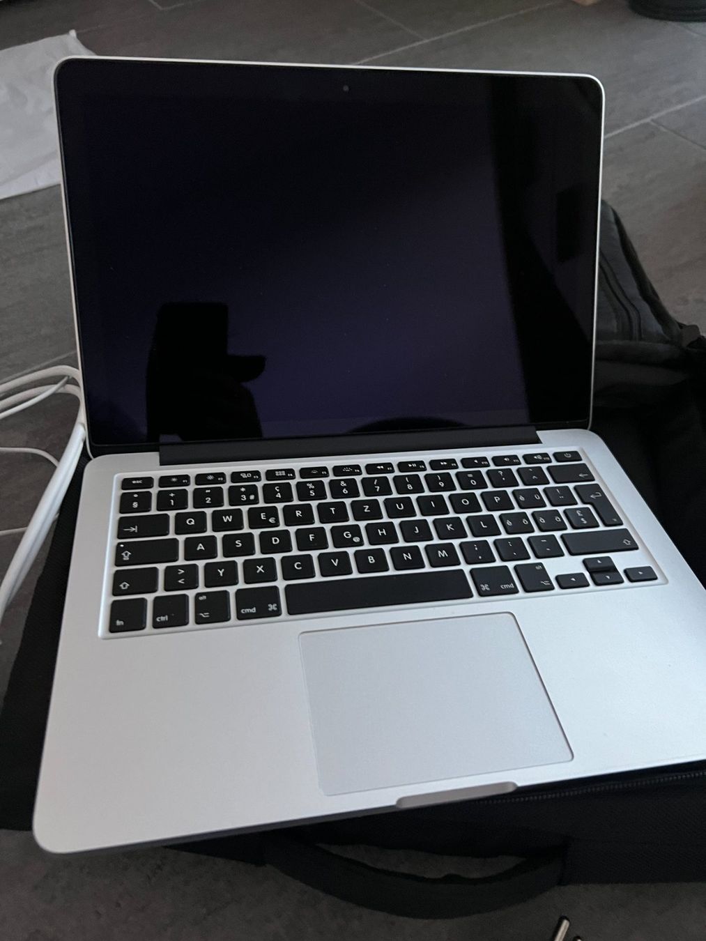 Apple PCs: APPLE MAC PRO 13.3 – D'occasion à Hombrechtikon par sams1966 1