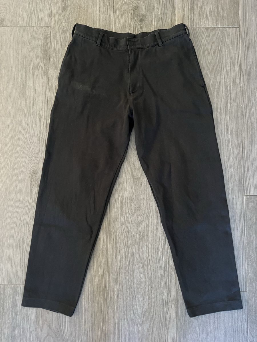 Cos Pantaloni: Pantalon COS noir – Usato da Villars-Ste-Croix venduto da Maaaat
