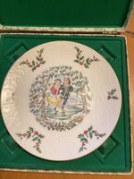 Vtge. Weihnachtsteller Royal Doulton 1977 mit Original Box