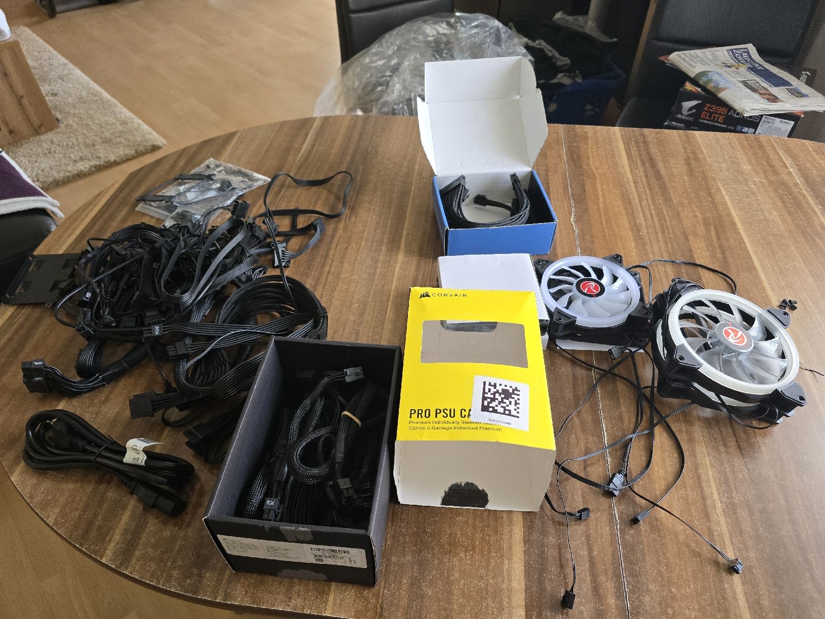 Corsair PCs: PC Gaming diverse zubehör – Gebraucht aus Emmenbrücke von SaintSeiya2000 8