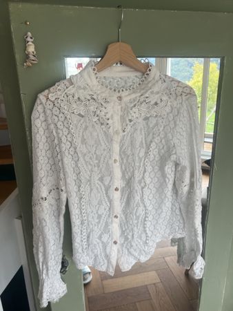 Chemisier blanc en dentelle, taille M