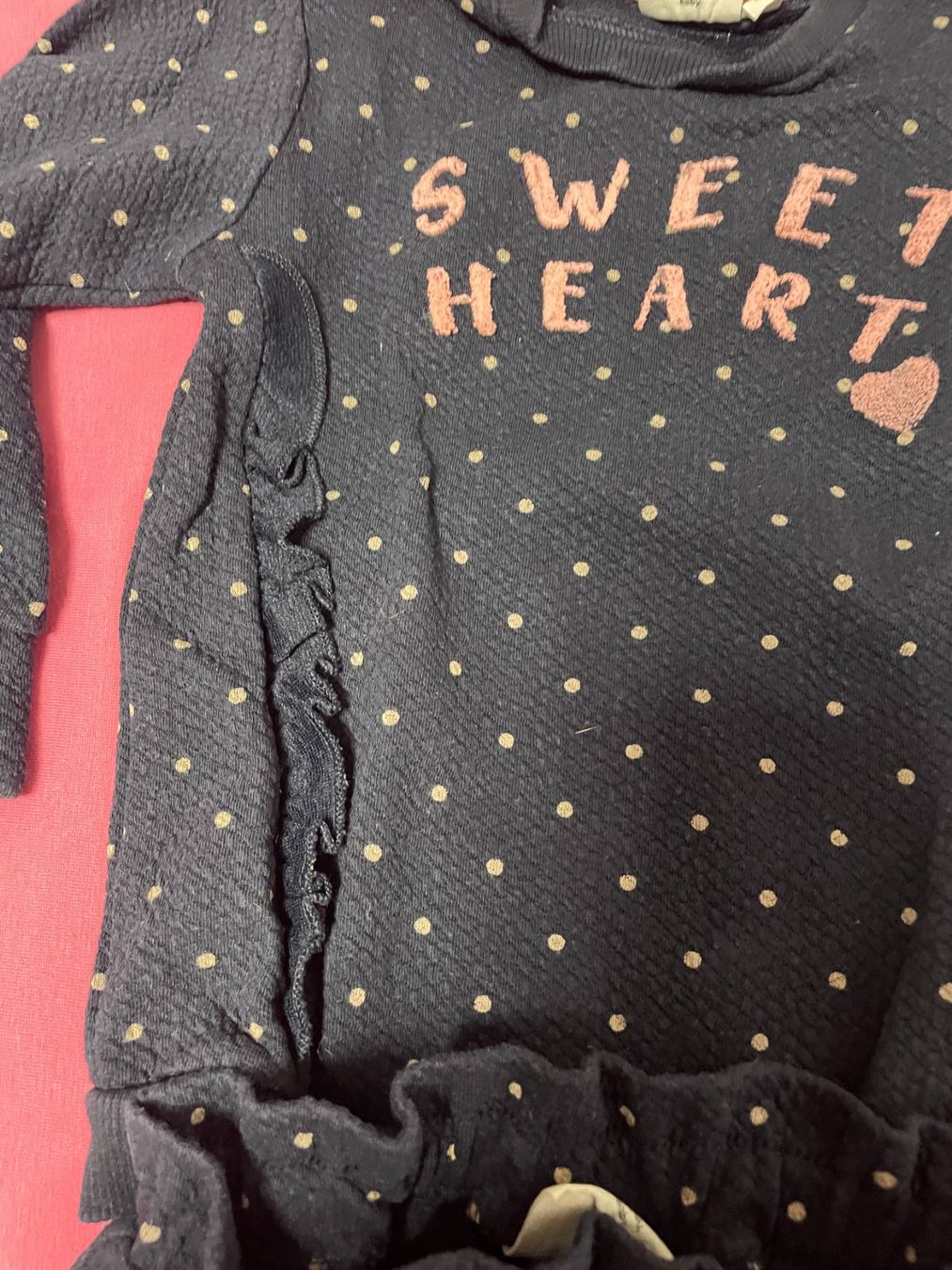 Lotti & Set di vestiti: 2-teiliger Trainer "Sweet Heart" mit Rüschen – Nuovo (secondo la descrizione) da Schwyz venduto da chasemaxus88 1