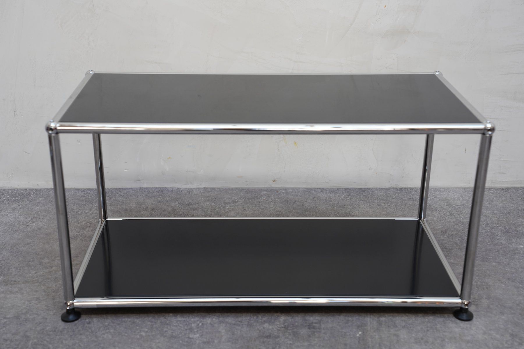 USM Tische: Table basse / d’appoint USM Haller – Gebraucht aus Bulle von ABELiAM 2