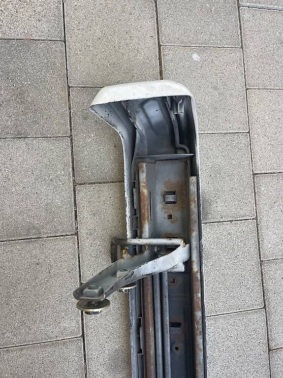 VW Tutti pezzi di ricambio auto: Scirocco 2 (53b) Heckstossstange – Usato da Altendorf venduto da Camacaffee 2