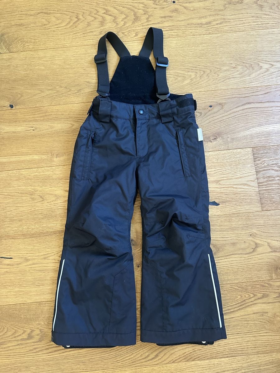 Reima Hosen: Reima Skihose 104 – Gebraucht aus Brütten von Estuenggi
