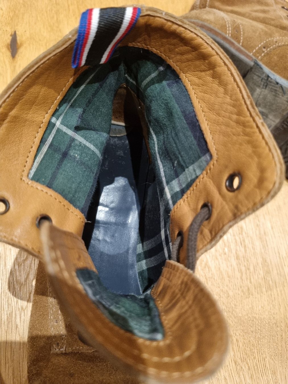 Tommy Hilfiger Scarpe da donna: Wildlederschuhe Tommy Hilfiger Grösse 38 – Usato da Wiesendangen venduto da sunny_tofino 3