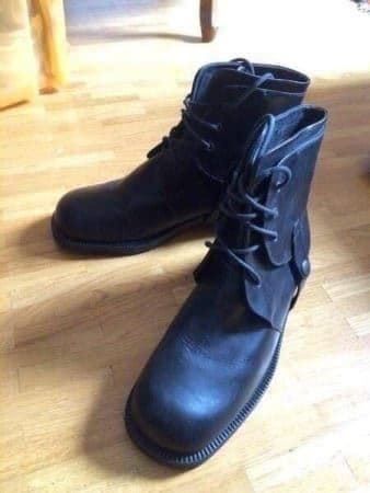 Herrenschuhe: Chaussures montantes – Neu und originalverpackt aus Estavayer Le Lac von sico1260