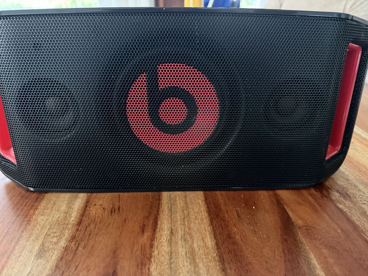 Beats Casse acustiche: Beats by Dr. Dre Beatbox Portable Lautsprecher, schwarz – Usato da Widnau venduto da Doctor_Hemp 1