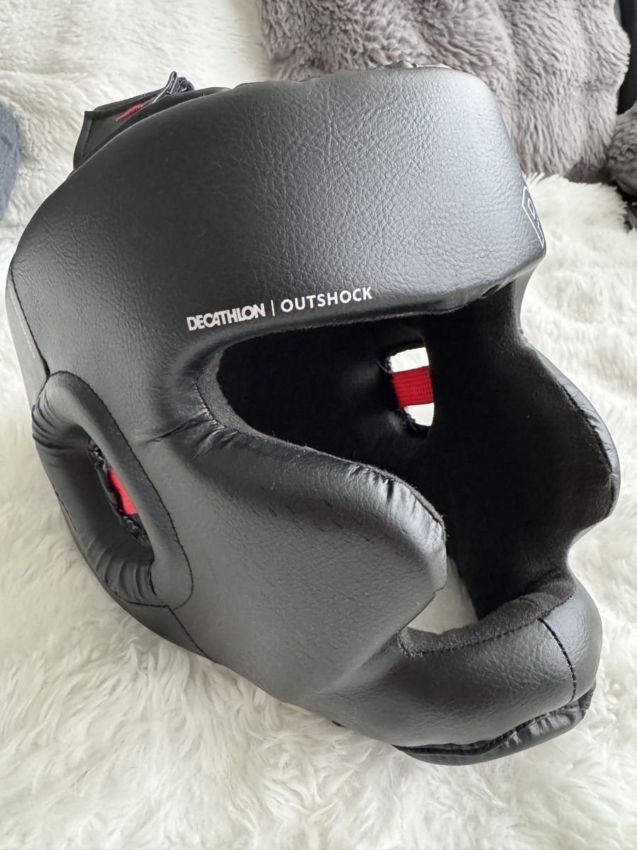 Decathlon Caschi: Boxhelm M/55-58cm – Nuovo (secondo la descrizione) da Willisau venduto da sebi_12