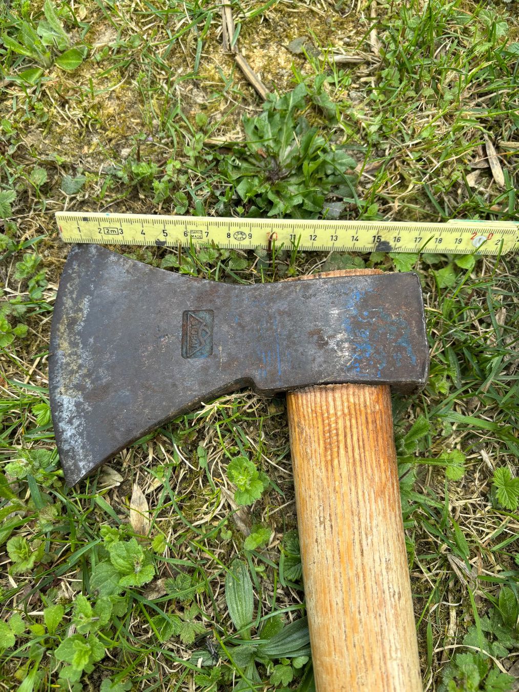 Tous les outils: Handliche, schöne Axt – D'occasion à Berneck par danilo5561 2