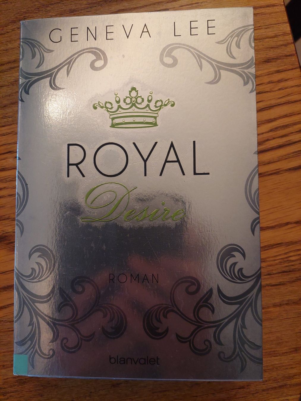 Bücher: Royal Desire von Geneva Lee – Gebraucht aus Neftenbach von Kim_Baggi