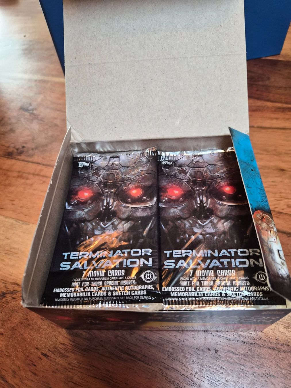 Topps Carte collezionabili: TRADING CARDS TERMINATOR SALVATION 2009 – Nuovo e nell'imballaggio originale da Schönenberg ZH venduto da heaangst 1