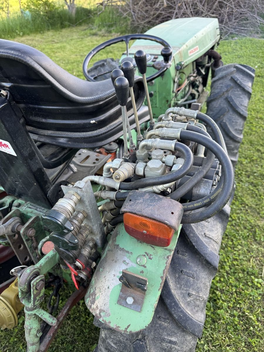 Holder Trattori: Tracteur Holder – Usato da St-Aubin FR venduto da paj_5vn2 2