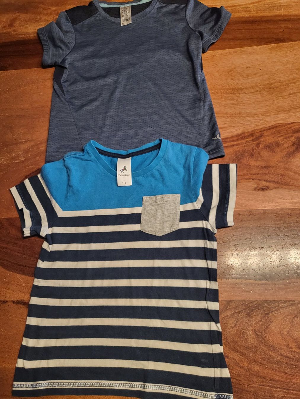 Lotti & Set di vestiti: Kleiderpaket Gr 110/116 – Usato da Rickenbach Sulz venduto da SaraM08