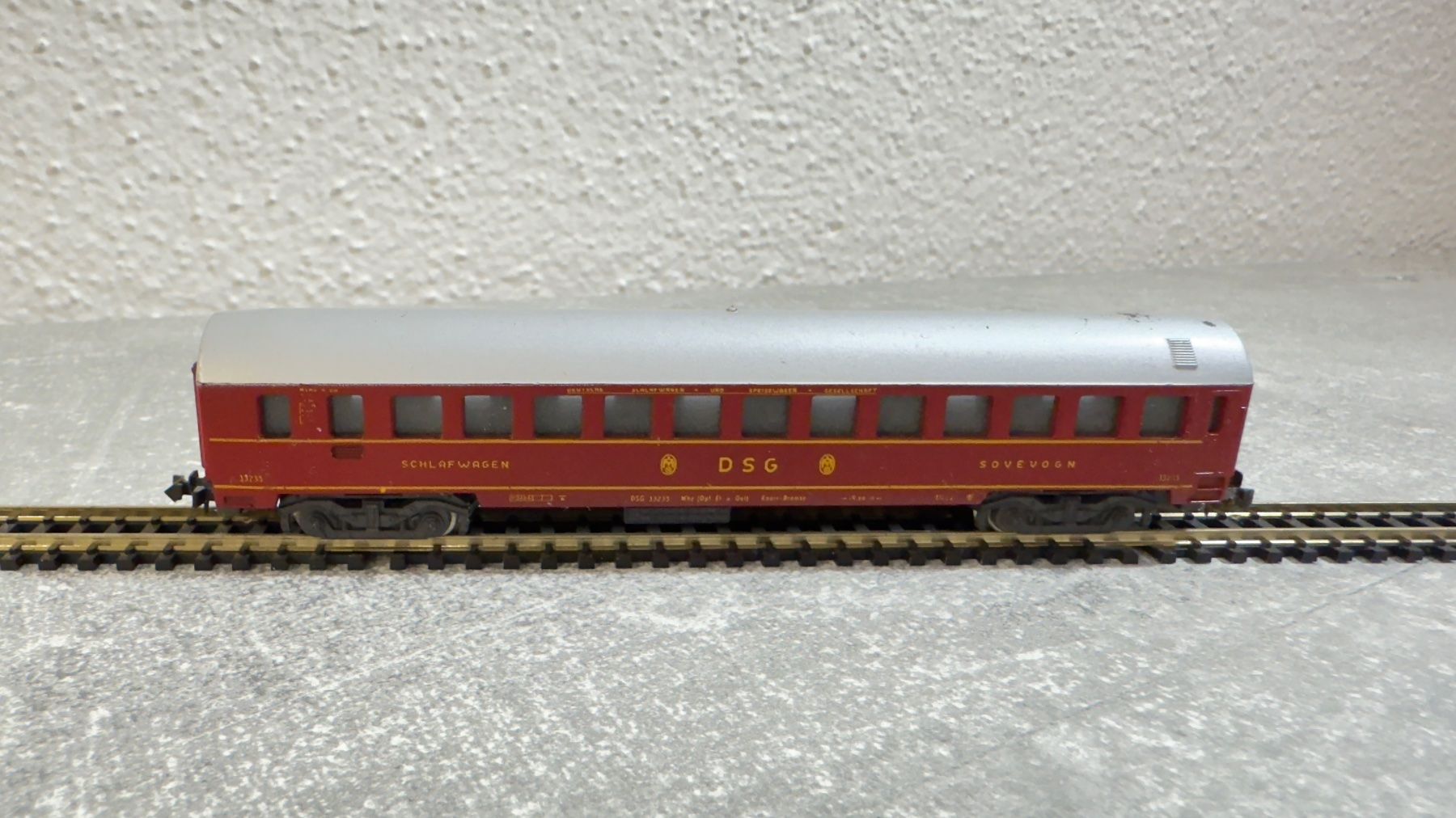 Lima Modelleisenbahnen: Lima DSG Schlafwagen Spur N – Gebraucht aus Windlach von Kelebra 1