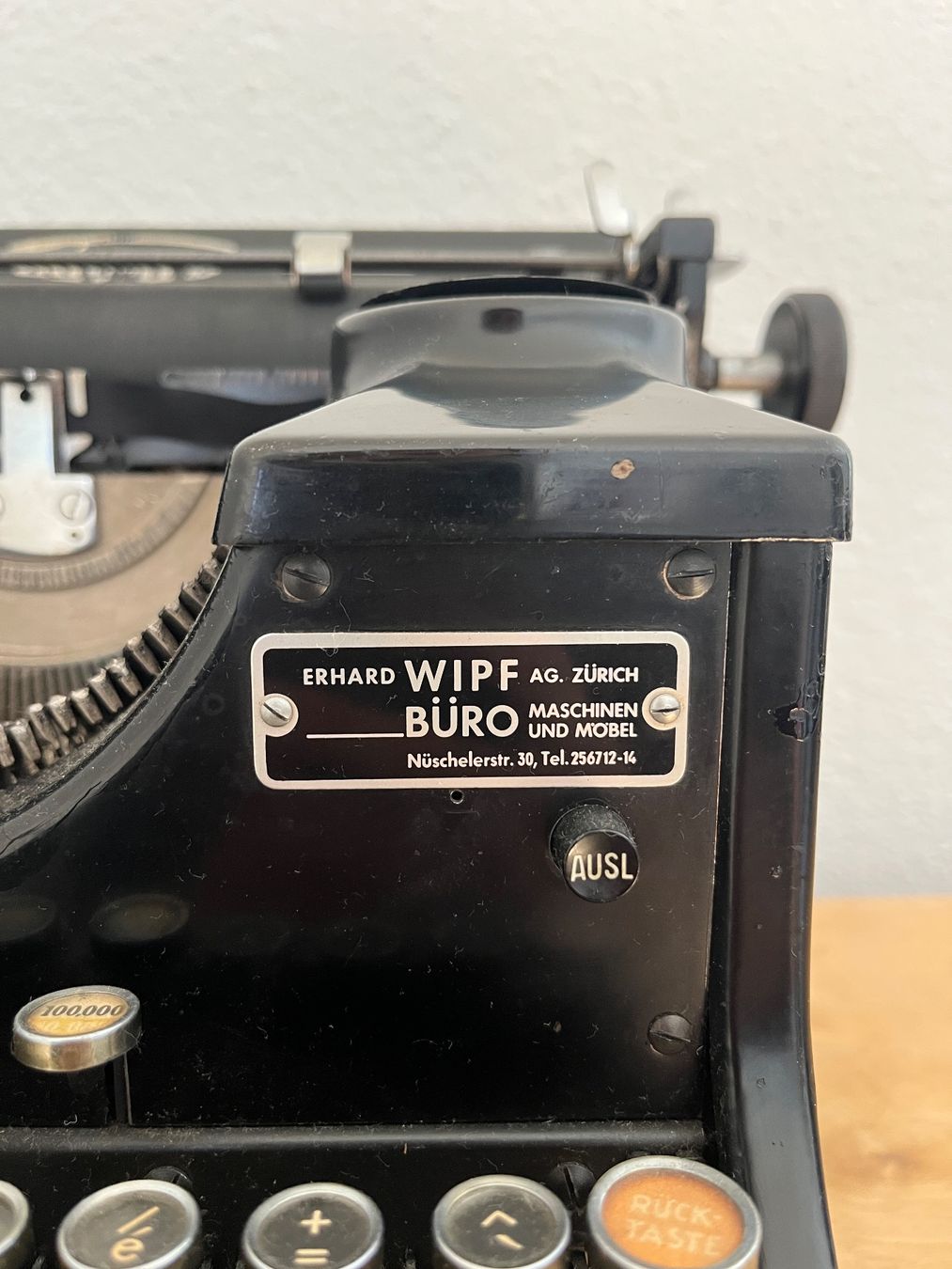 Triumph Macchine da scrivere: Triumph Schreibmaschine 1930er – Usato da Bern venduto da Chicca_Bern 1