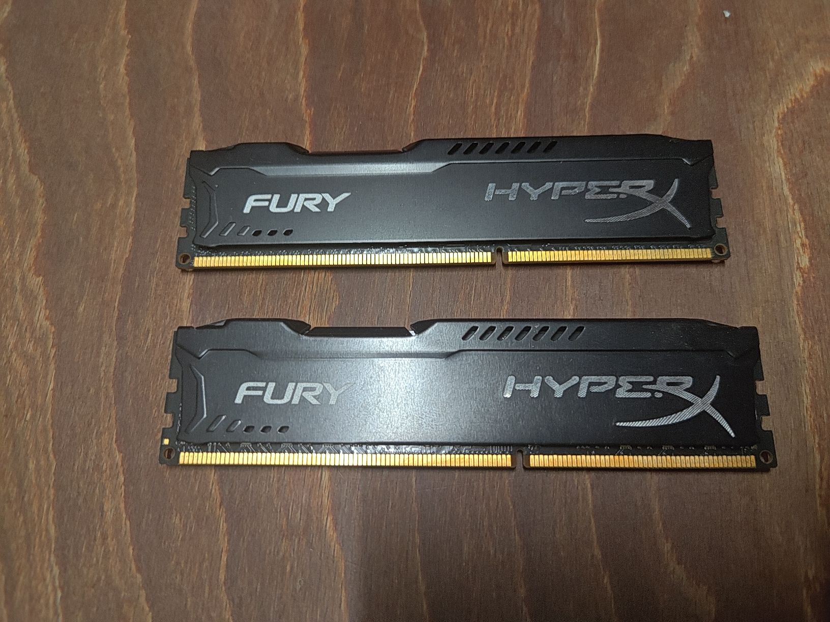 Memoria / RAM: DDR 3 Ram 12 gb – Usato da Raron venduto da hochheiliger