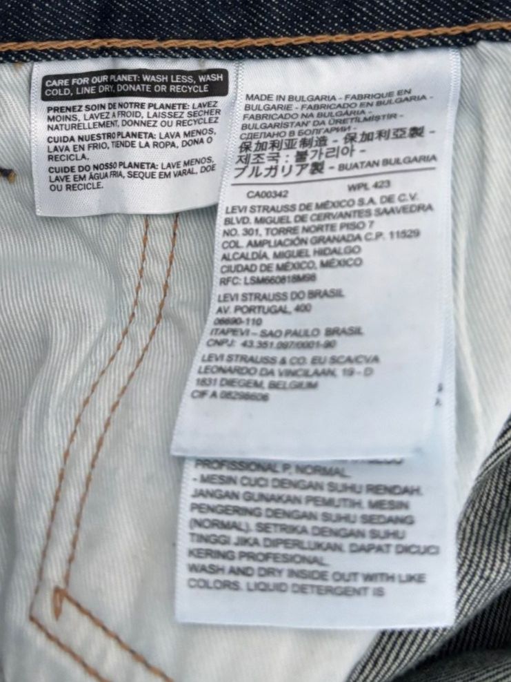 Levi's Jeans: Levis 501 W34/L30 1x Blue + 1x Black – Neu (gemäss Beschreibung) aus Châtelaine von Maronggi 4