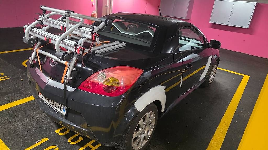 Automobili: Opel Tigra 1.8 Cabrio, Jahr 2004 – Usato da Zürich venduto da zonalba 4